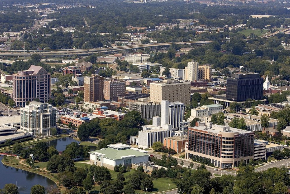Airbnb Management in Huntsville, AL