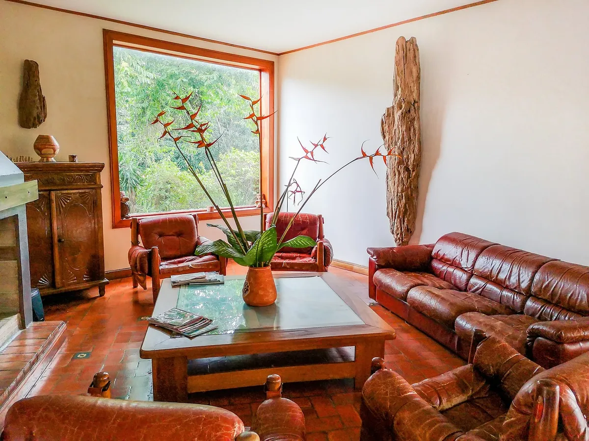Airbnb Management Companies in Lincoln, California