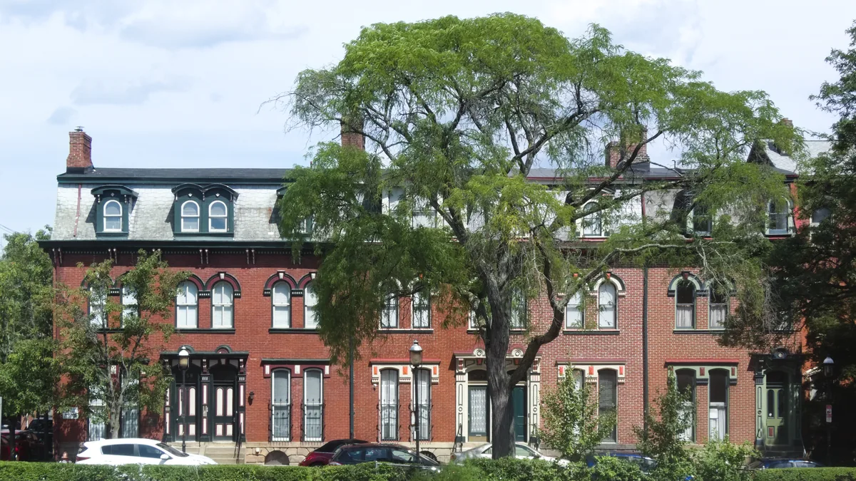 Airbnb Property Management in Hastings, Minnesota: 7 Companies Compared