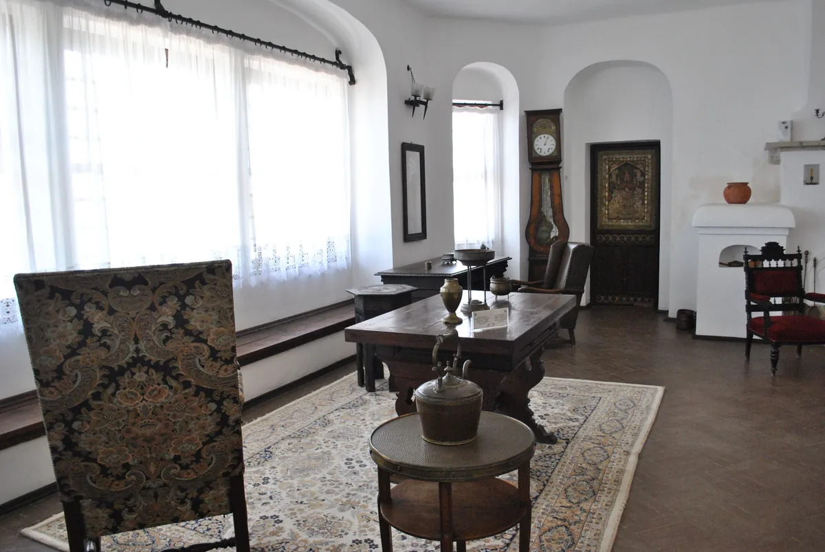 Living room with natural daylight