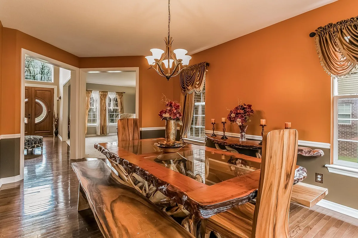 Airbnb Property Management in Hartford, Connecticut: 7 Companies Compared