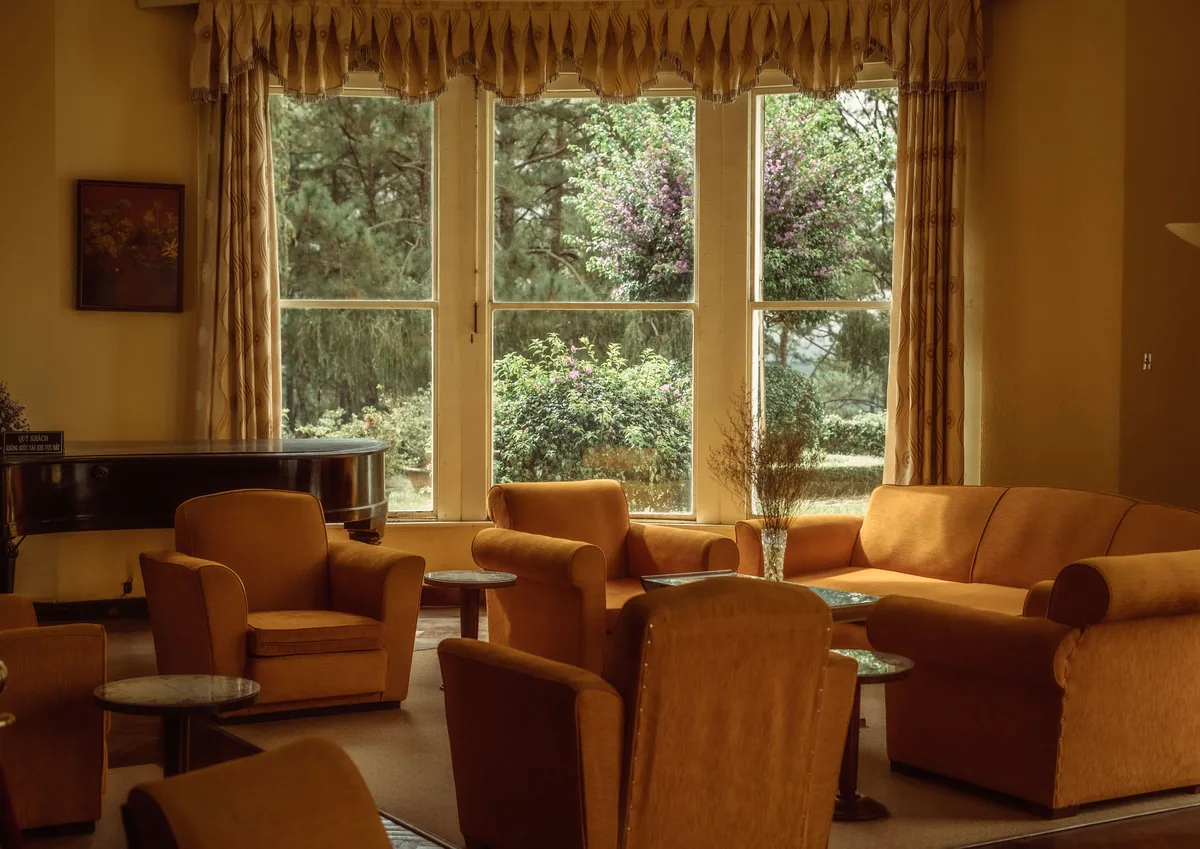 Mid-century modern living room