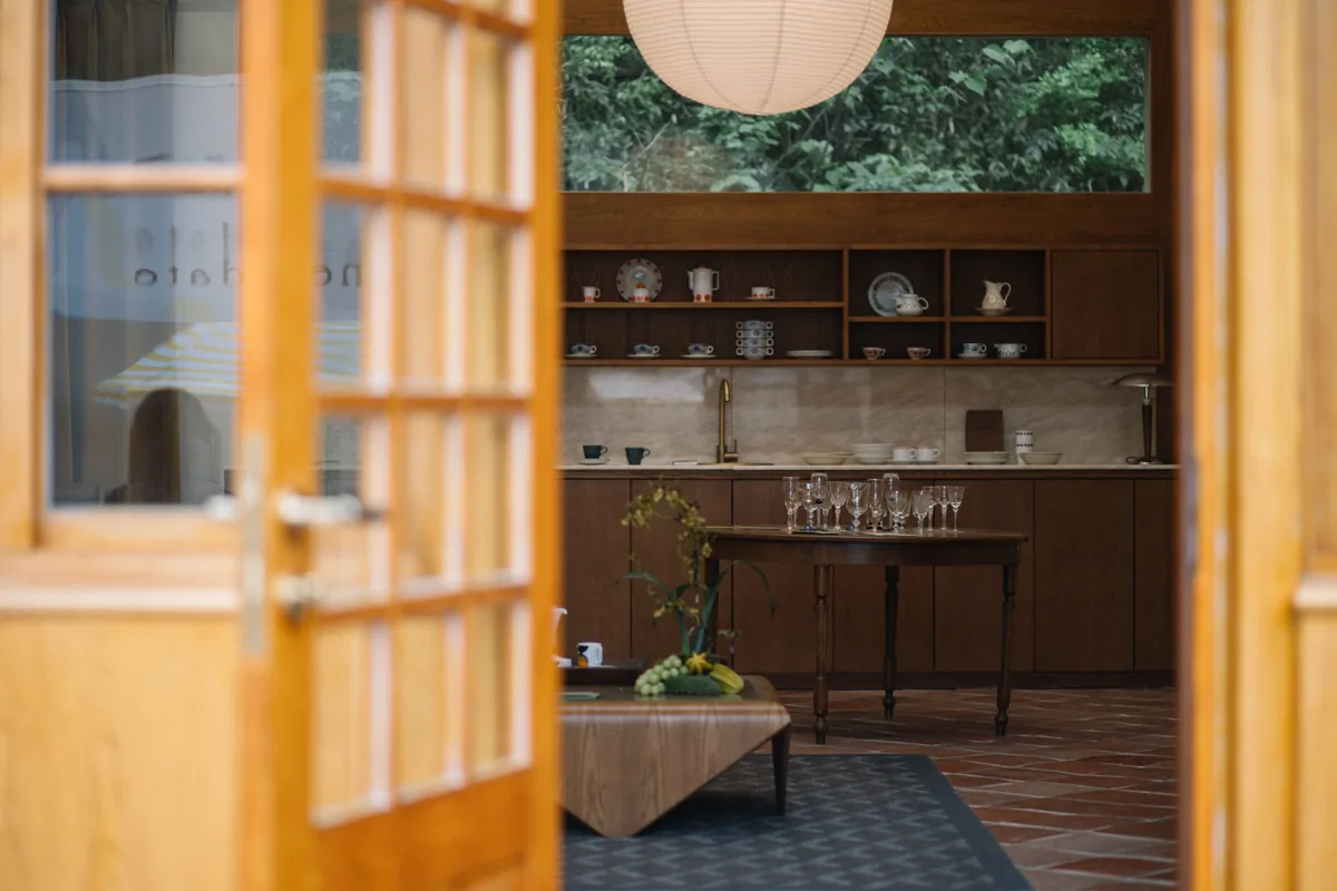 Mid-century modern living room