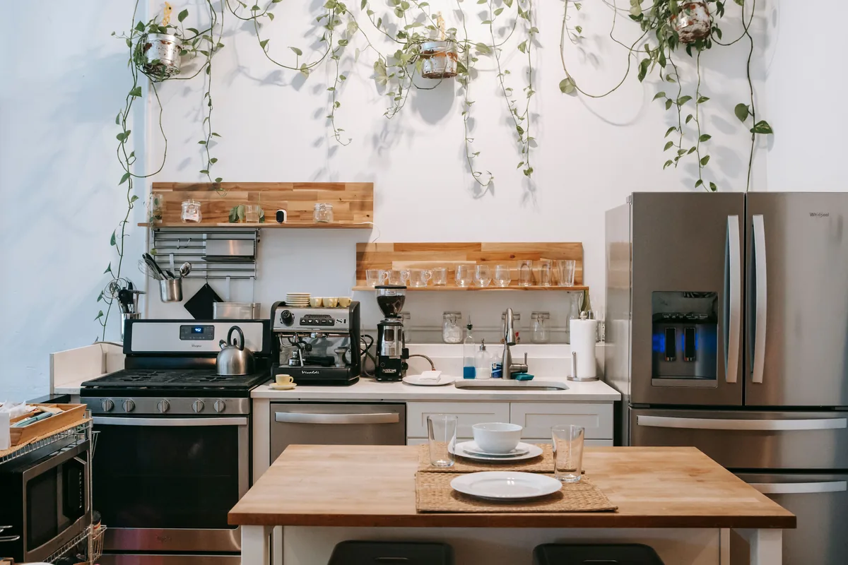 Open-plan kitchen and dining room