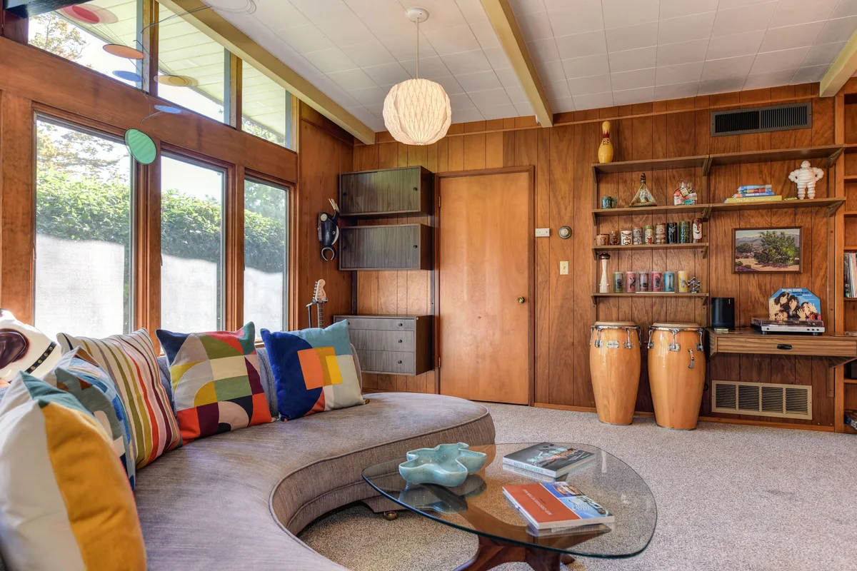 Mid-century modern living room