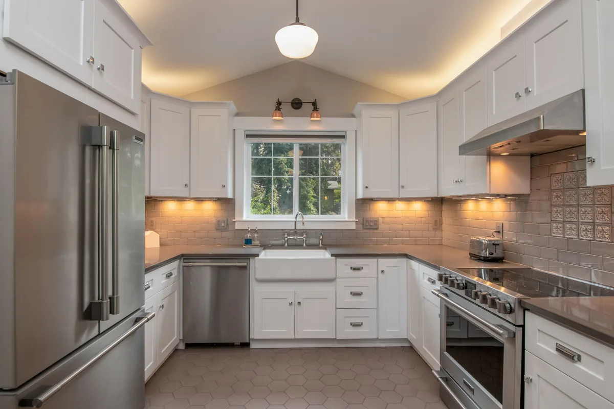 Airbnb Property Management in La Palma, California: 7 Companies Compared