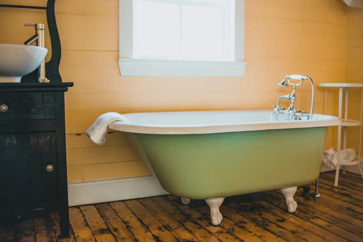 Airbnb Property Management in Plano, Illinois: 7 Companies Compared