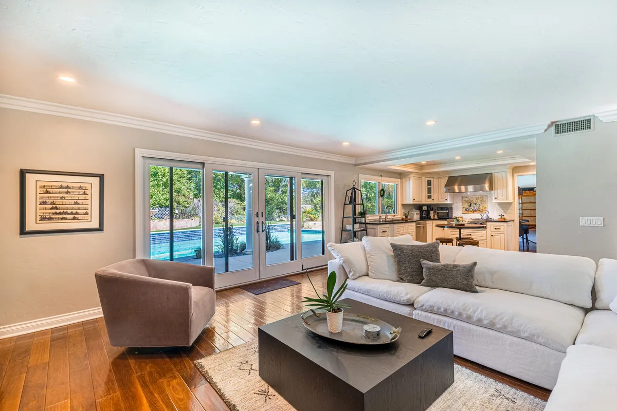 Airbnb Property Management in Sunland Park, New Mexico: 7 Companies Compared