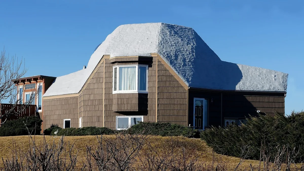 Airbnb Property Management in Howell, Michigan: 7 Companies Compared