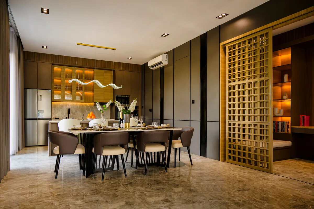 Open-plan kitchen and dining room