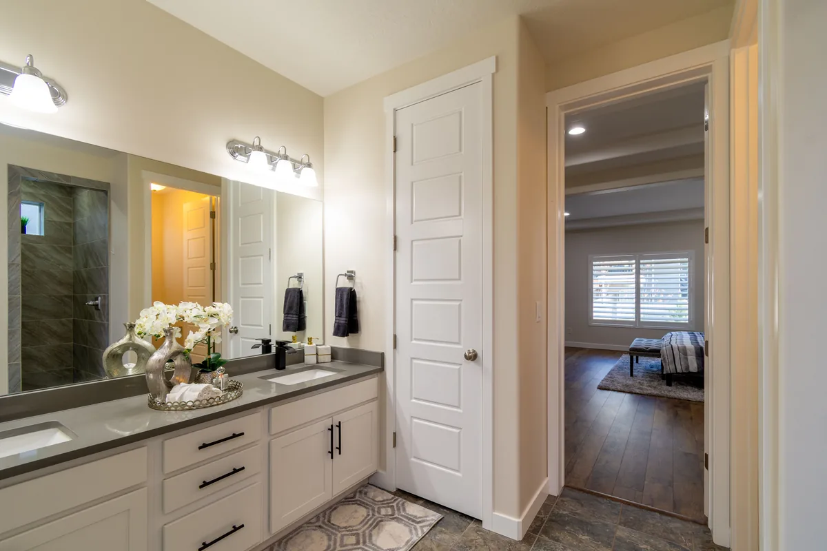 Airbnb Property Management in Hunters Creek, Florida: 7 Companies Compared