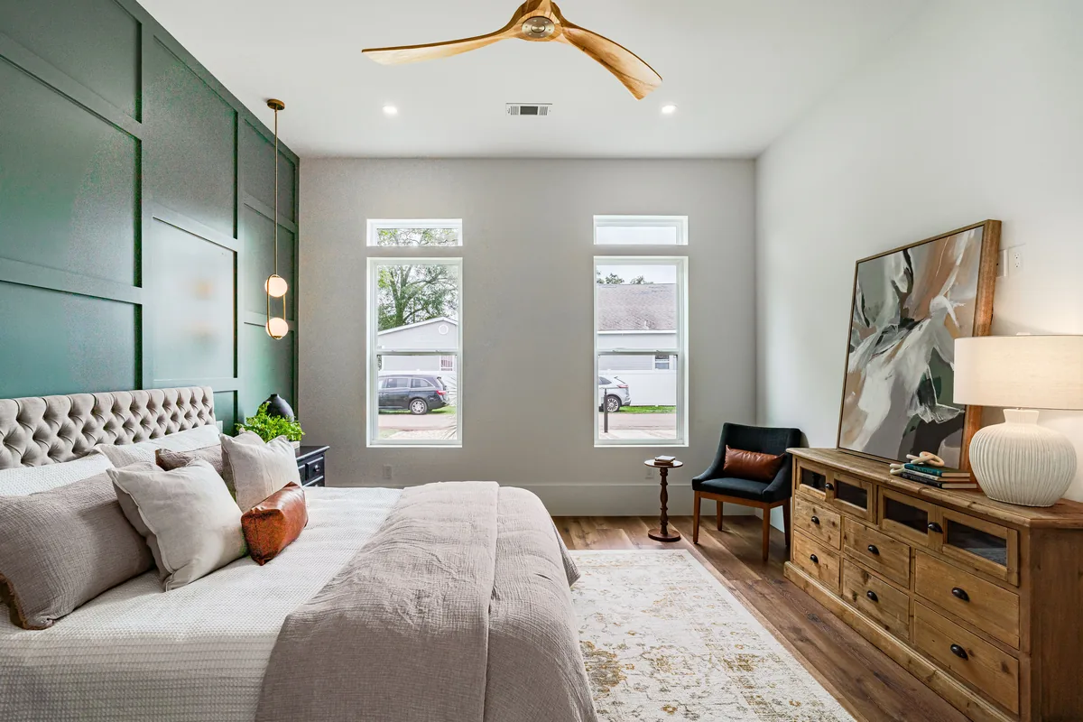 Mid-century modern living room