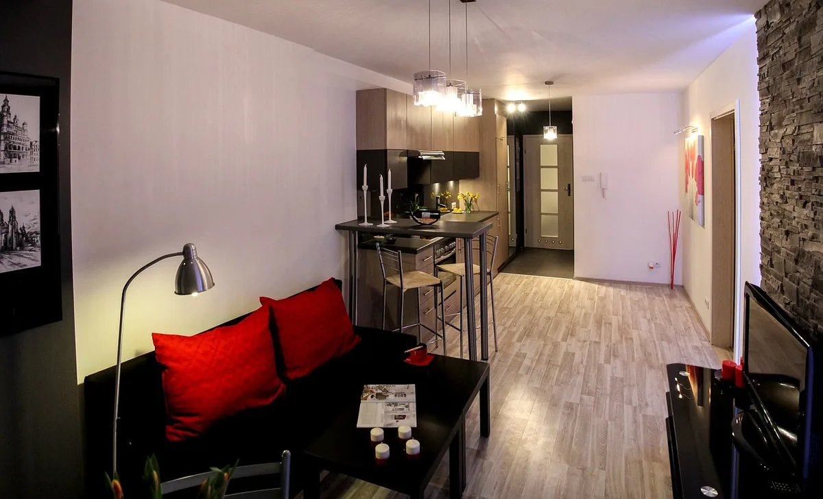 Airbnb Property Management in Bridgeton, Missouri: 7 Companies Compared