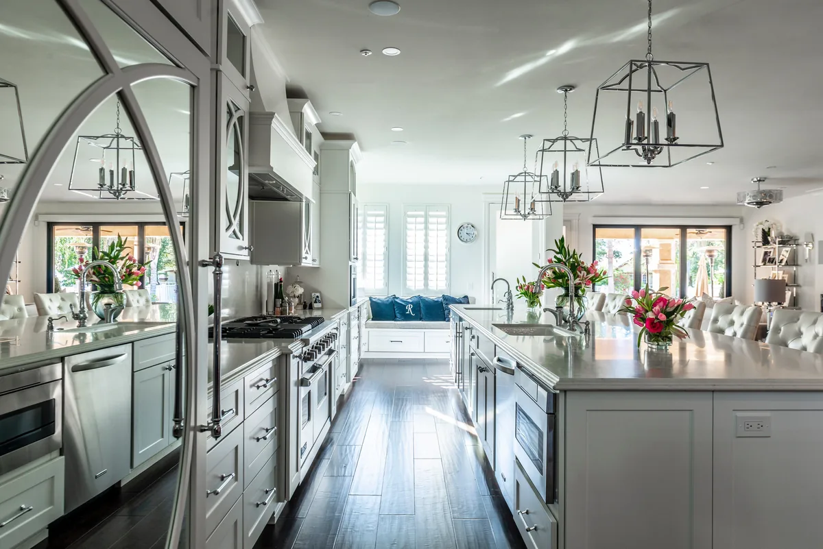 Airbnb Property Management in Weston, Wisconsin: 7 Companies Compared
