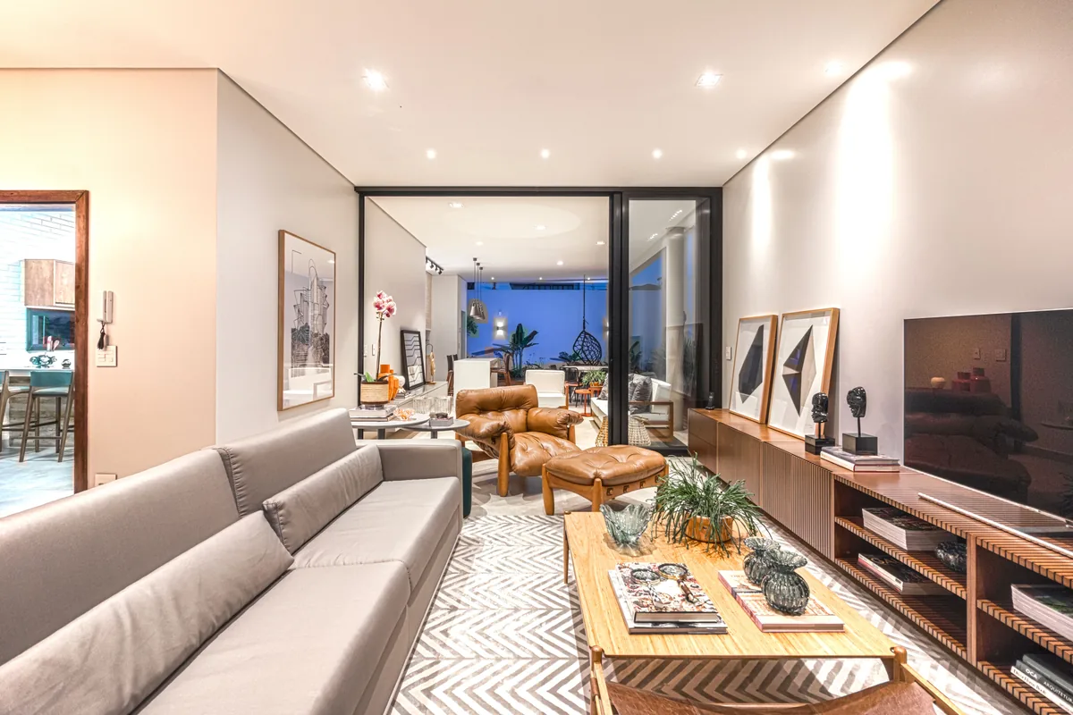 Mid-century modern living room